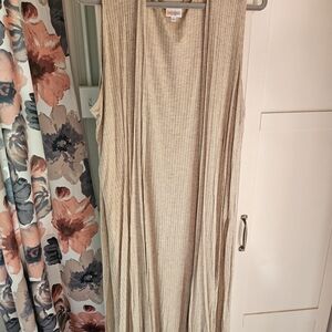 LuLaRoe Joy Cream/Tan Duster, Size Large